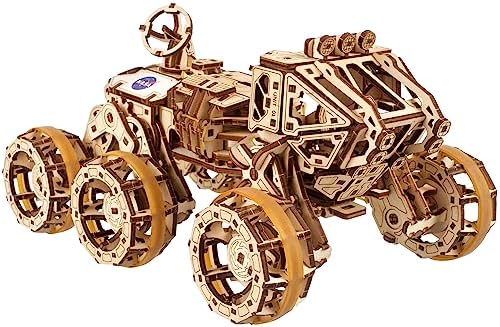 UGEARS NavLETTE Spatiale Discovery de la NASA - Maquette en Bois à Construire pour Adultes Passionnés d'Espace - Échelle
